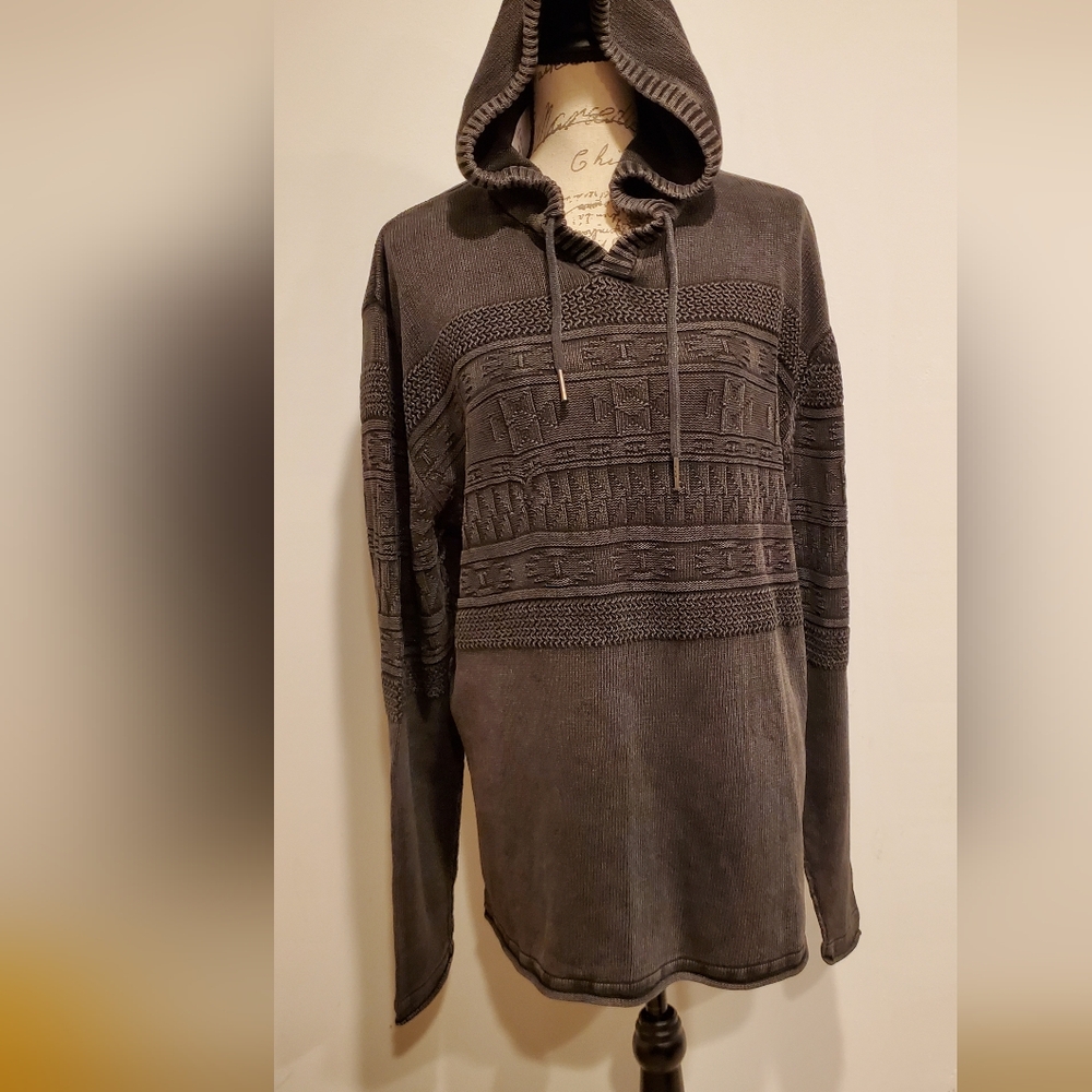 BKE Charcoal Man's Textured Hoodie,Size XL.